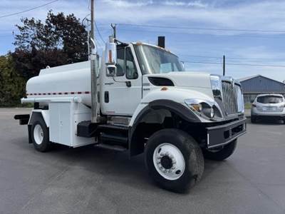 International WorkStar 7300 2000 Gallon Water Truck - MAXXFORCE GDT225 225HP, 5 Speed Allison Rds Automatic