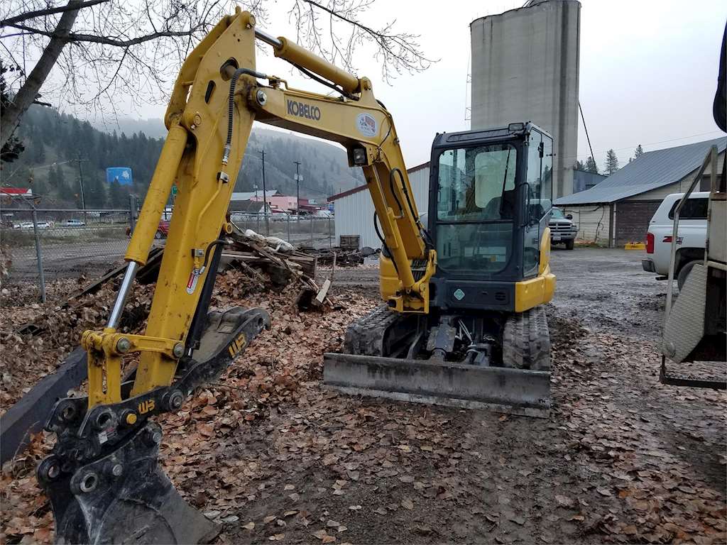 2016 Kobelco SK55SRX6E Mini Excavator For Sale, 200 Hours Kettle