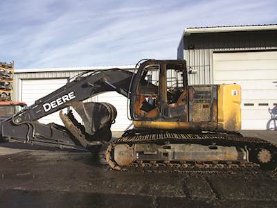 2013 John Deere 225D LC Excavator