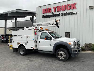 Ford F-550 37 ft Boom / Bucket Truck - 2016 Altec AT37G Aerial Lift, Automatic