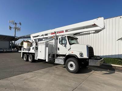 Freightliner 108SD 90 ft Boom / Bucket Truck - 2013 Versalift VST9000I Aerial Lift, 10 Spd, Tandem Axle