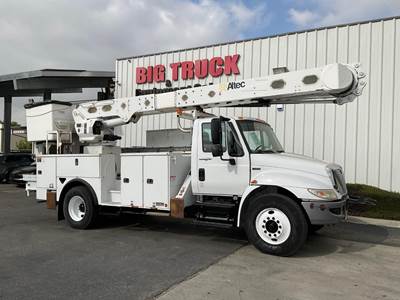 International DuraStar 4300 55 ft Boom / Bucket Truck - 2014 ALTEC AM55 Aerial Lift, Automatic