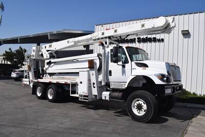 International WorkStar 7400 100 ft Boom / Bucket Truck - 2013 Altec AM900-E100 Aerial Lift, Tandem Axle