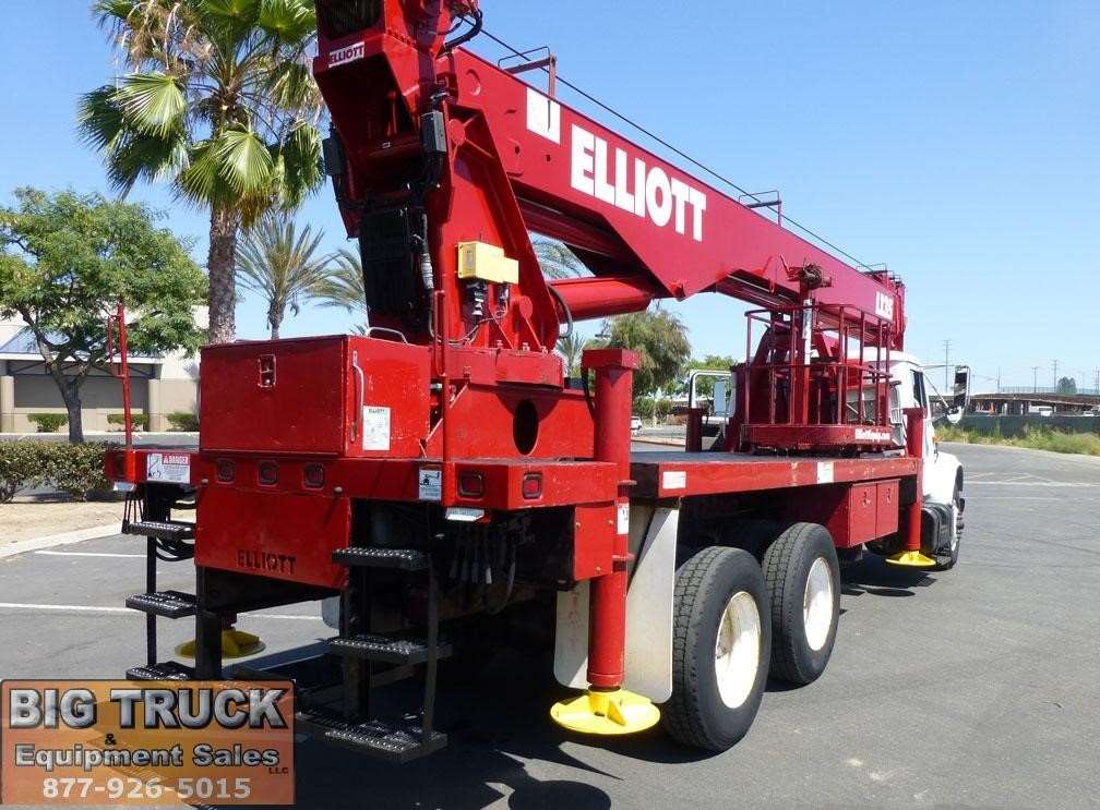 2001 Elliott L135 Crane Truck For Sale Norwalk, CA 3931