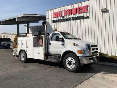 Ford F-650 Single Axle Cab & Chassis Truck - Cummins, 325HP, Automatic