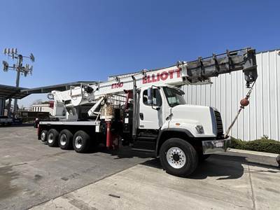 Freightliner 108SD 15-Ton Crane Truck - 2013 ELLIOTT E160 Crane, 13ft Reach, Manual