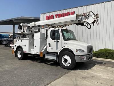 Freightliner M2 106 Single Axle Digger Derrick Truck - Automatic, 2014 Altec DM47BTR Digger Derrick