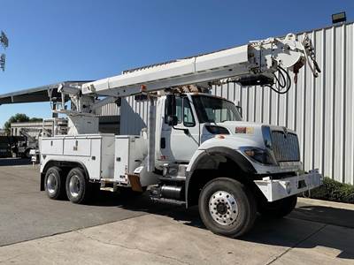 International WorkStar 7500 Tandem Axle Tracked Digger Derrick - 10 Spd, 2013 ALTEC D3060BTR Digger Derrick