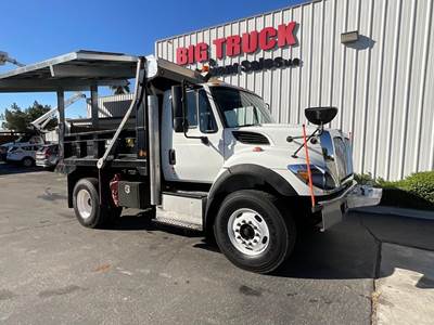 International WorkStar 7400 Single Axle Dump Truck - N9 330HP, Automatic