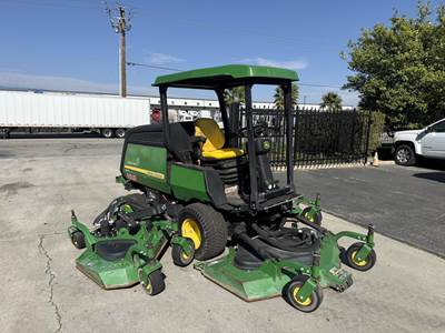 John Deere 1600 TURBO III Rough Mower