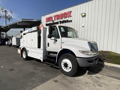 International DuraStar 4300 Mechanic / Service Truck - MAXXFORCE DT, 260HP, Automatic