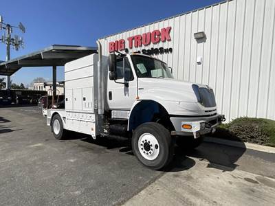 International DuraStar 4400 Mechanic / Service Truck - MAXXFORCE DT, 285HP, Automatic