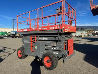 Skyjack SJ8841RT Scissor Lift