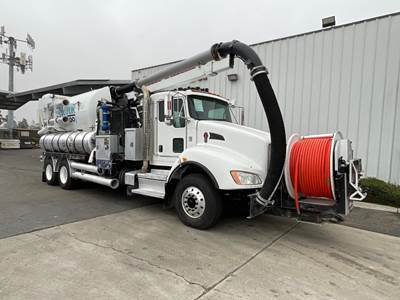 Kenworth T440 Tandem Axle Sewer / Septic Truck - Paccar, 370HP, Automatic