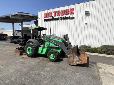 John Deere 210L EP Tractor Loader