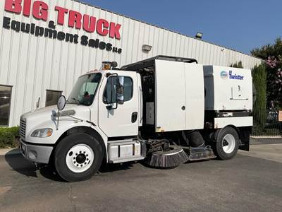 2017 Freightliner M2 106 Sweeper Truck - Cummins, 200HP, Automatic For ...