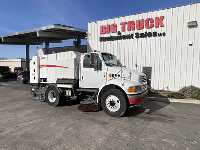 Sterling Acterra Sweeper Truck - Cummins, 250HP, Automatic