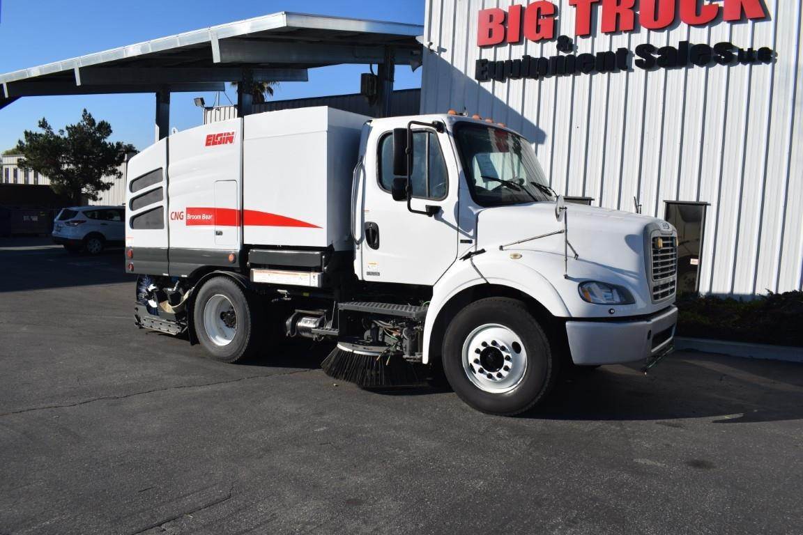 2014 Elgin BROOM BEAR Sweeper For Sale Fontana, CA 5580