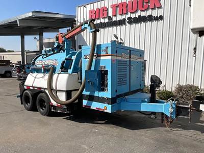 Ditch Witch FX60 Hydro-Excavator Vacuum Trailer