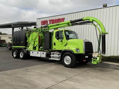 Freightliner 108SD Tandem Axle Vacuum Truck - Cummins, 350HP, Automatic