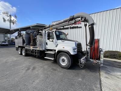 Freightliner 114SD Tandem Axle Vacuum Truck - Detroit, 450HP, 6 Speed Allison Rds Automatic