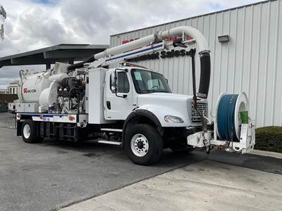 Freightliner M2 112 Single Axle Vacuum Truck - Cummins, 320HP, Automatic