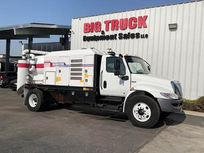 International MV Single Axle Vacuum Truck - Cummins, 250HP, Automatic