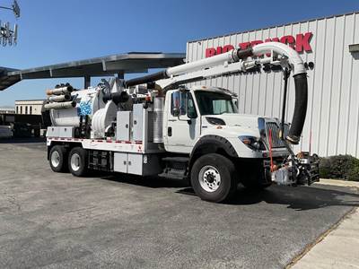 International WorkStar 7600 Tandem Axle Vacuum Truck - MAXXFORCE 13, 410HP, Automatic