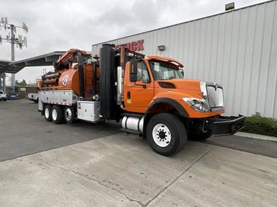 International WorkStar 7600 Tandem Axle Vacuum Truck - Cummins, 410HP, Automatic