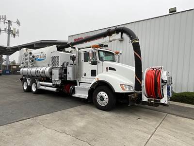 Kenworth T440 Tandem Axle Vacuum Truck - Cummins, 370HP, Automatic