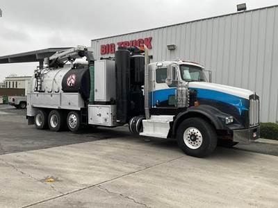 Kenworth T800 Tri Axle Vacuum Truck - Cummins, 485HP, 10 Speed Manual