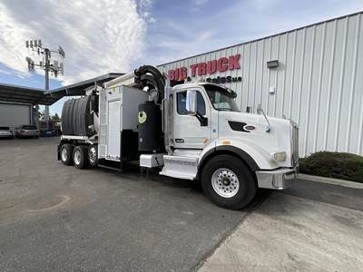 Peterbilt 567 Tri Axle Vacuum Truck - Cummins, 425HP, 10 Speed Manual