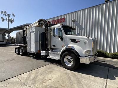 Peterbilt 567 Tandem Axle Vacuum Truck - Cummins, 425HP, 10 Speed Manual