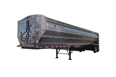 Trail King Tandem Axle Belt Trailer