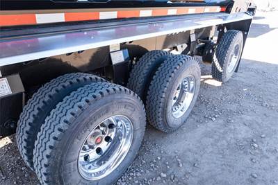 2026 RENEGADE TRI-AXLE BELLY DUMP Bottom Dump Trailer For Sale ...