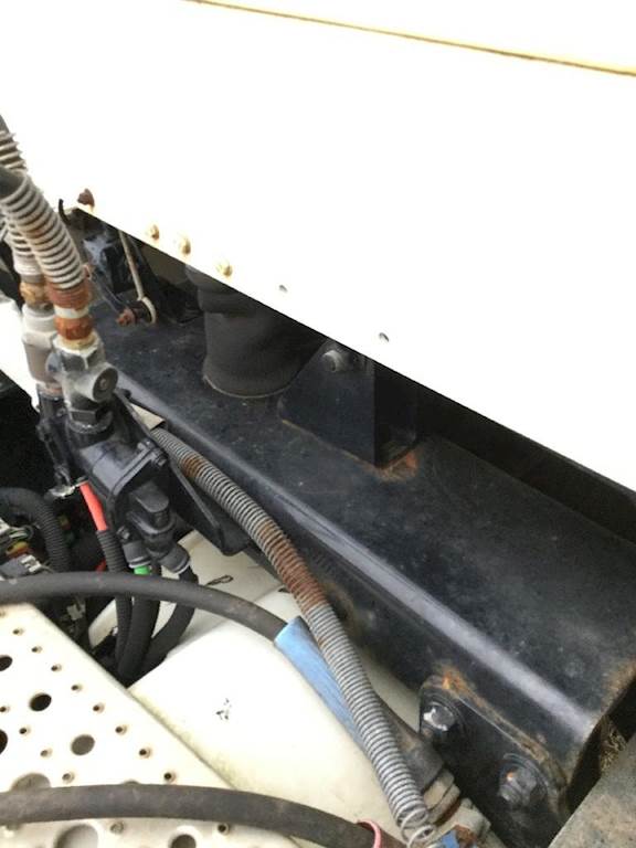 2009 Freightliner MM112064ST Cab Mount For Sale Jackson, MN 51320