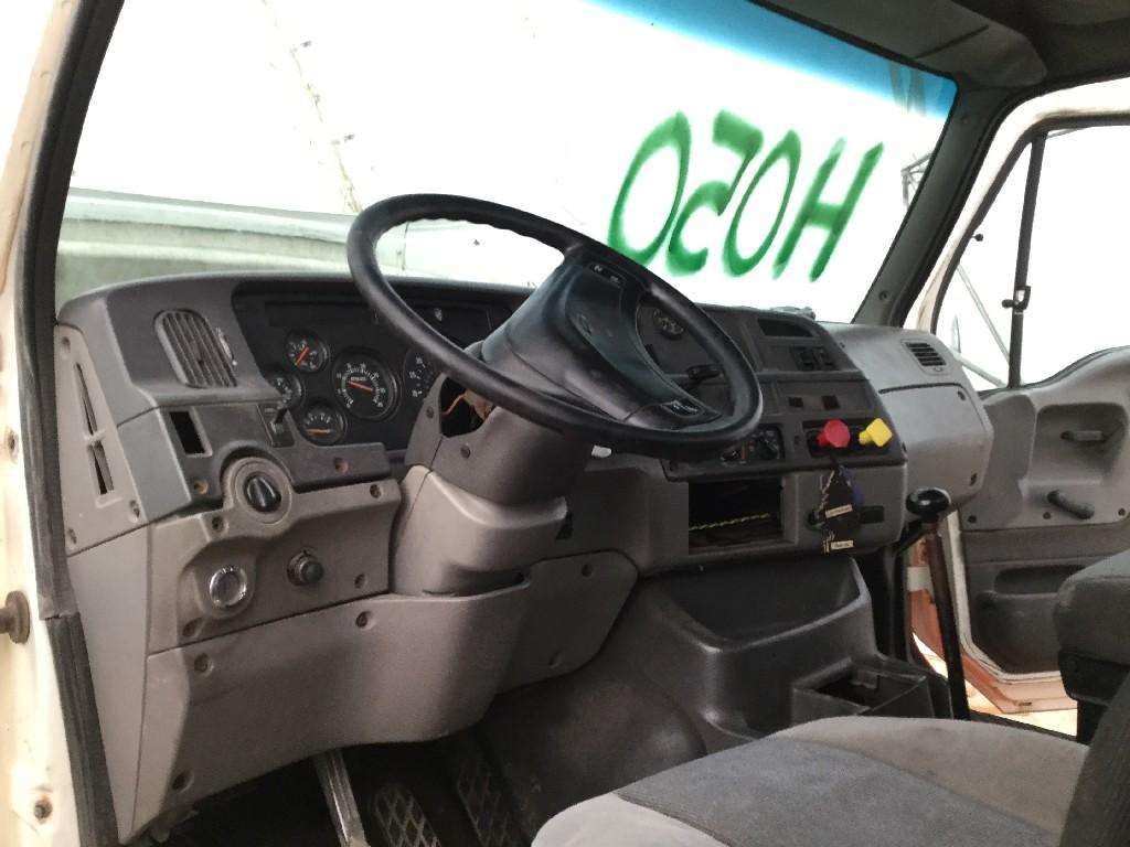 2000 Sterling A9500 SERIES Dash Assembly For Sale Jackson, MN 48500