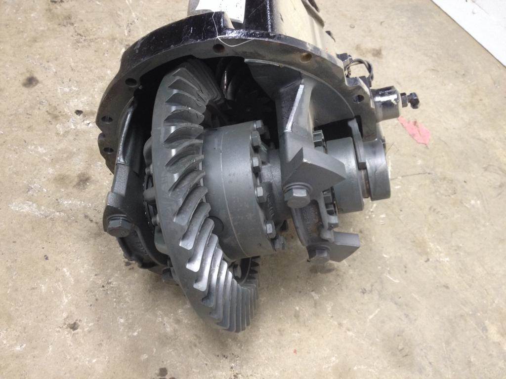 Rockwell RSL23160 Front Differential for a 1999 Volvo WX64 For Sale Jackson, MN 10185