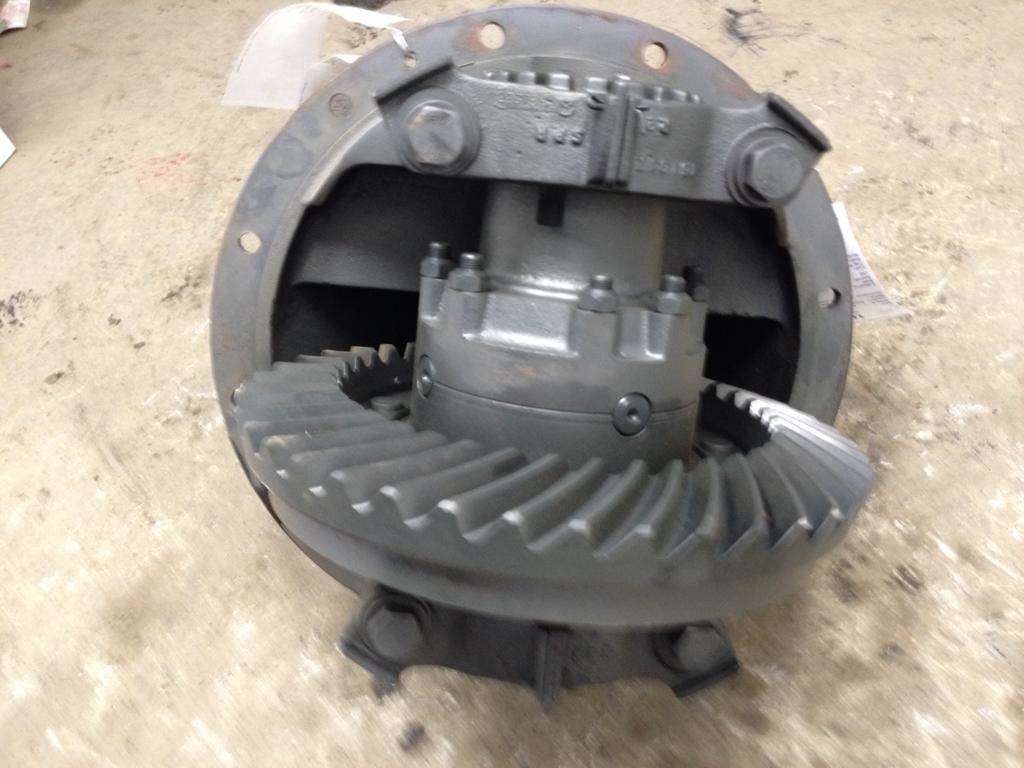 1998 International 4900 Rear Differential For Sale Jackson, MN