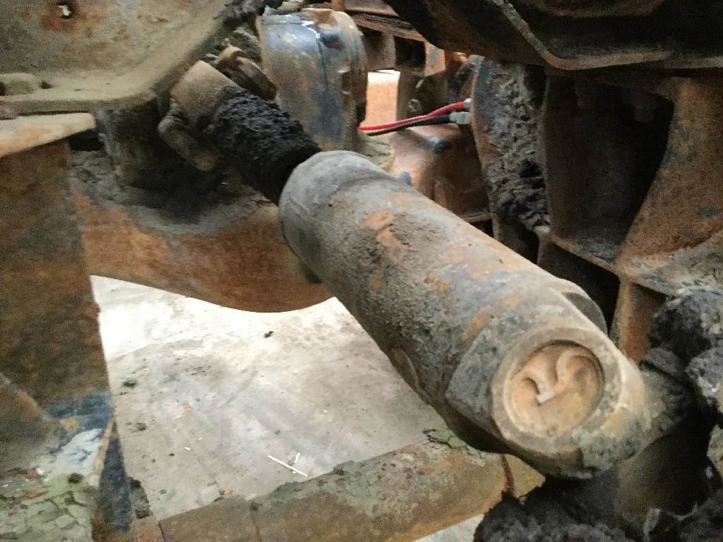 1967 Mack DM685S Rear Drive Shaft For Sale Jackson, MN 46842