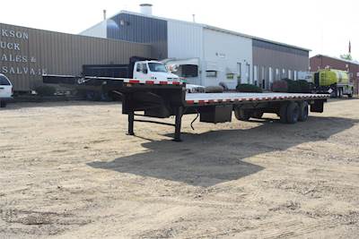 TWIN GROVES Drop Deck Trailer