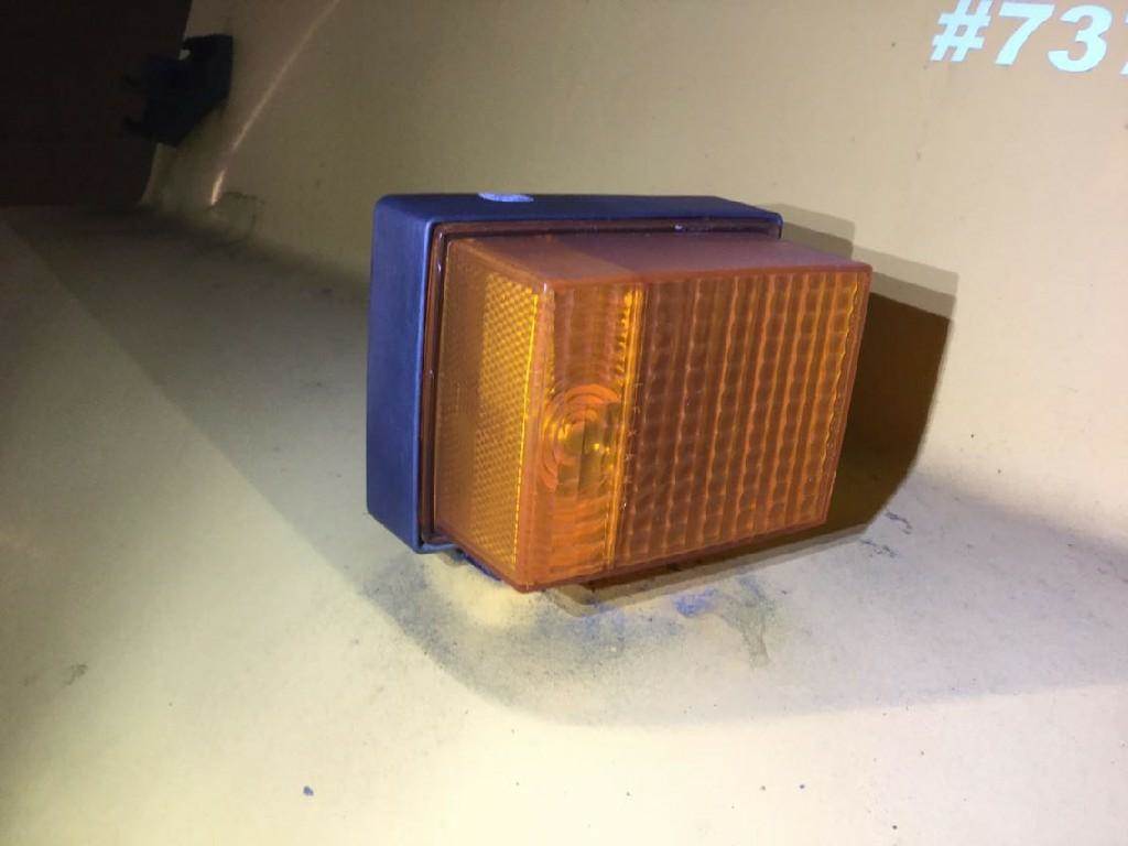 Ford F-700 Right Electrical Parts for a 1989 Ford F700/Flatbed For Sale