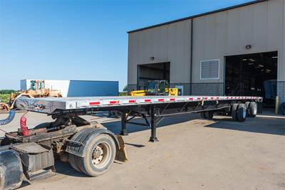 Transcraft Flatbed Trailer