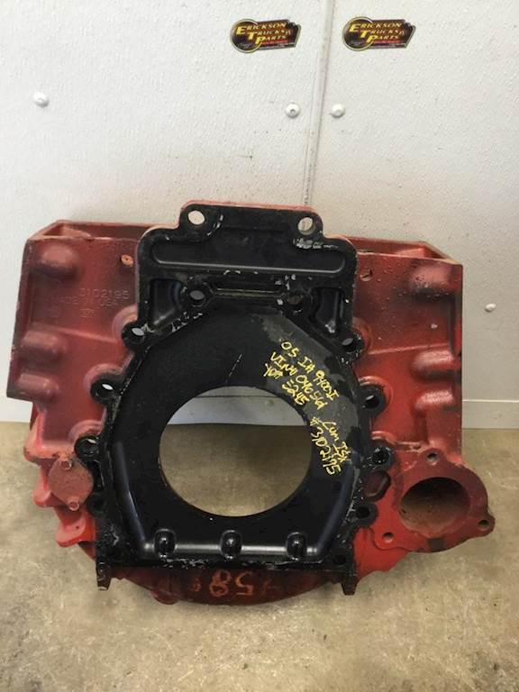 Cummins ISX Flywheel Housing for a 2000 Peterbilt 379 For Sale