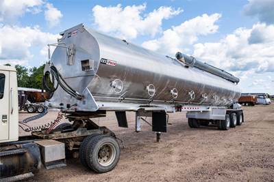 CEI Pacer Hopper / Grain Trailer