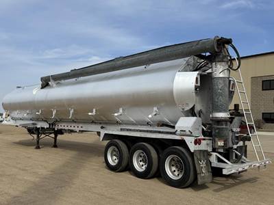 CEI Pacer AT35LW Hopper / Grain Trailer