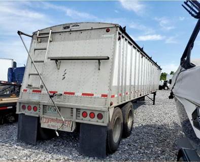 Cornhusker GRAIN HOPPER Hopper / Grain Trailer