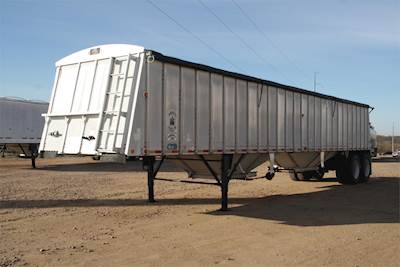 Merritt Hopper / Grain Trailer