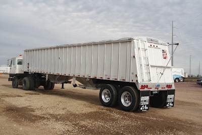 Merritt Hopper / Grain Trailer