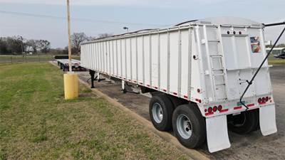 Merritt Hopper / Grain Trailer